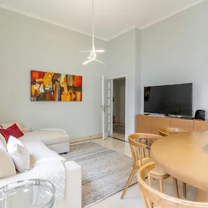 T3 Com Piscina Tenis Ginasio E Parq Infant Apartment Lisbon